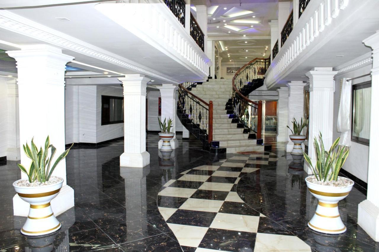 Residence Palais Du Stade 科托努 外观 照片